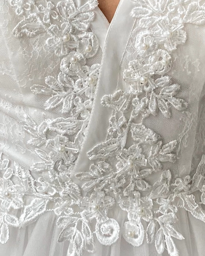 Белое свадебное вечернее платье А силуэт  фото 6