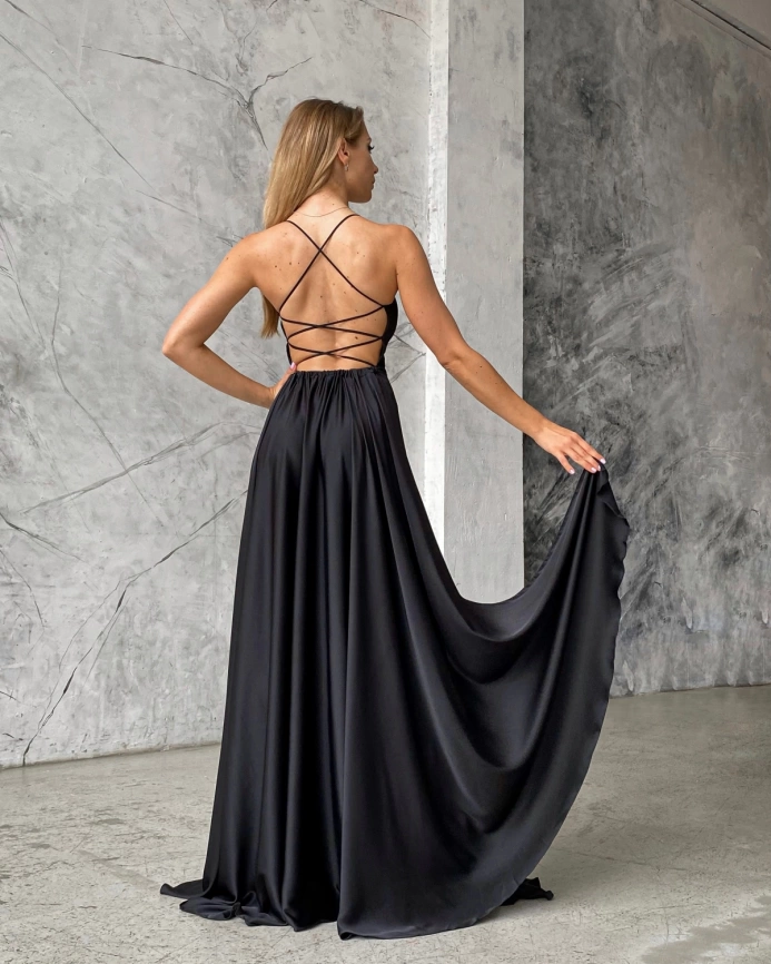 Черное длинное шелковое вечернее платье на шнуровке фото 7