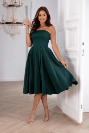 Изумрудное платье-бюстье с расклешенной юбкой миди