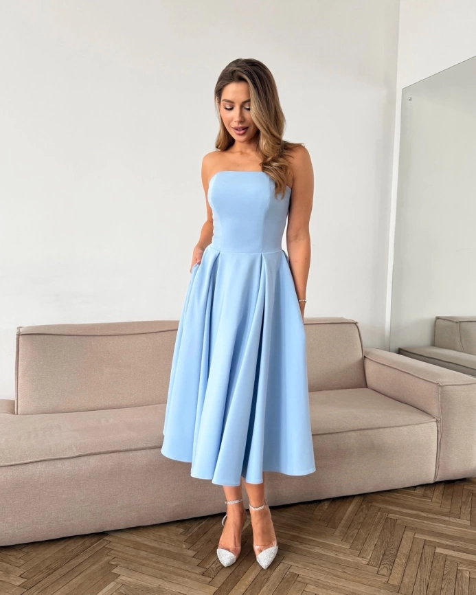 vechernee-goluboe-plate-byuste-s-raskleshennoy-yubkoy-midi-La-Divina-dress-1