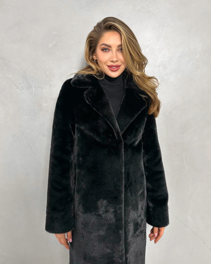 Длинная черная шуба из эко меха под норку фото 12