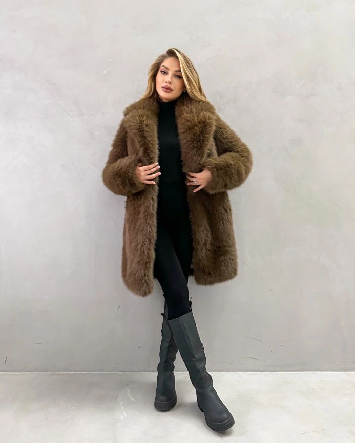 Шуба-миди из экомеха под соболя классическая фото 5