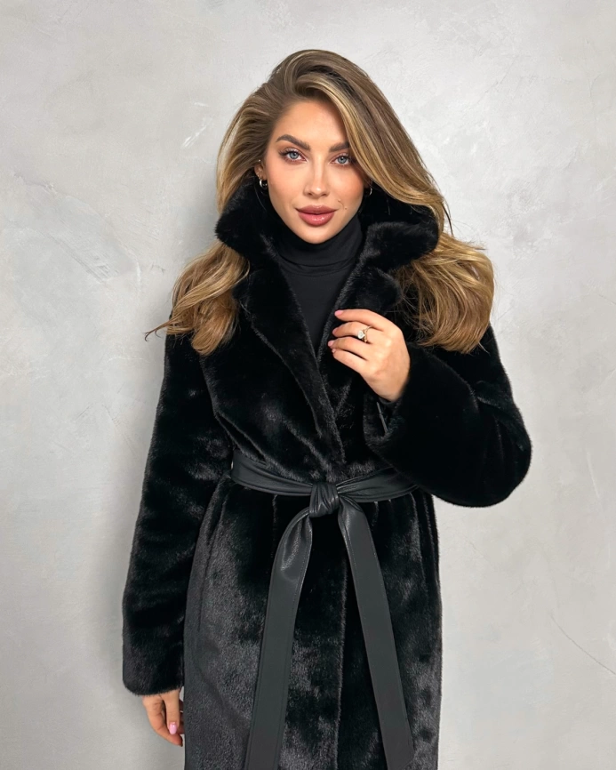 Длинная черная шуба из эко меха под норку фото 7