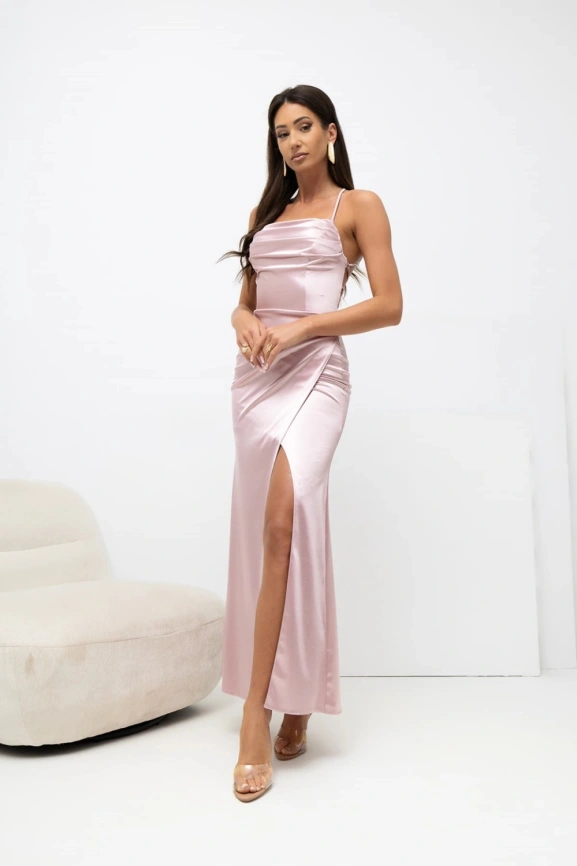Длинное вечернее платье-рыбка пудрово-розового цвета с открытой спиной и шнуровкой фото 3