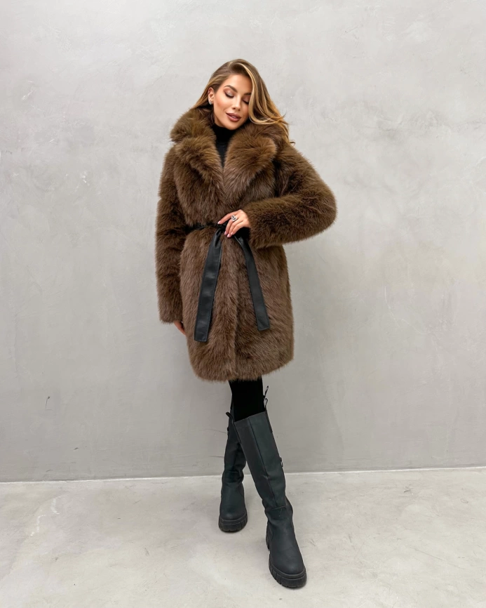 Шуба-миди из экомеха под соболя классическая фото 6