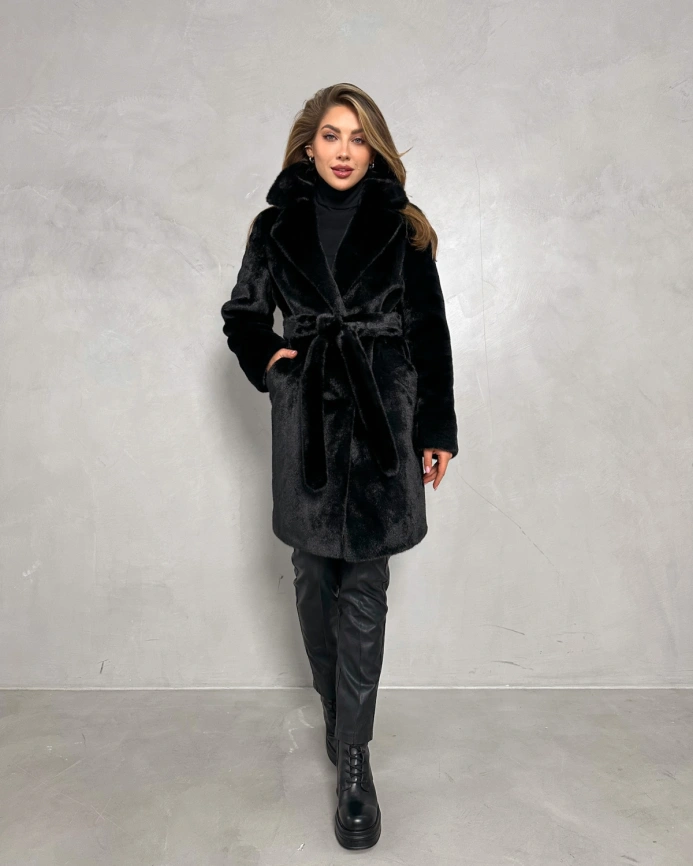 Черная шуба миди из экомеха под норку фото 9