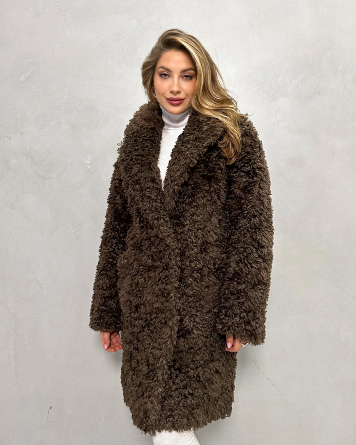 Шуба-миди из экомеха «тиградо» шоколадного цвета фото 8